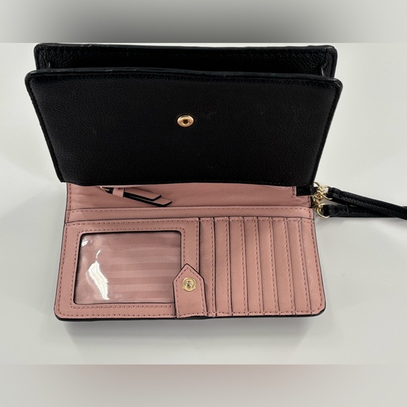 Victoria's Secret Black V-Quilt Tech Wristlet Wallet - Picture 4 of 10